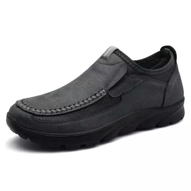 ZAPATOS TIPO TENIS DE CUERO PARA HOMBRE MONTCLAIR®